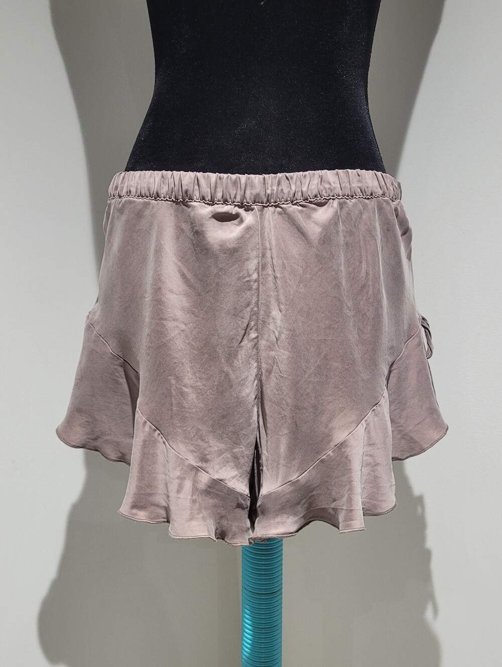 Victoria's Secret Women's Ruffle Velvety Loungewear Pyjama Shorts Taupe Large